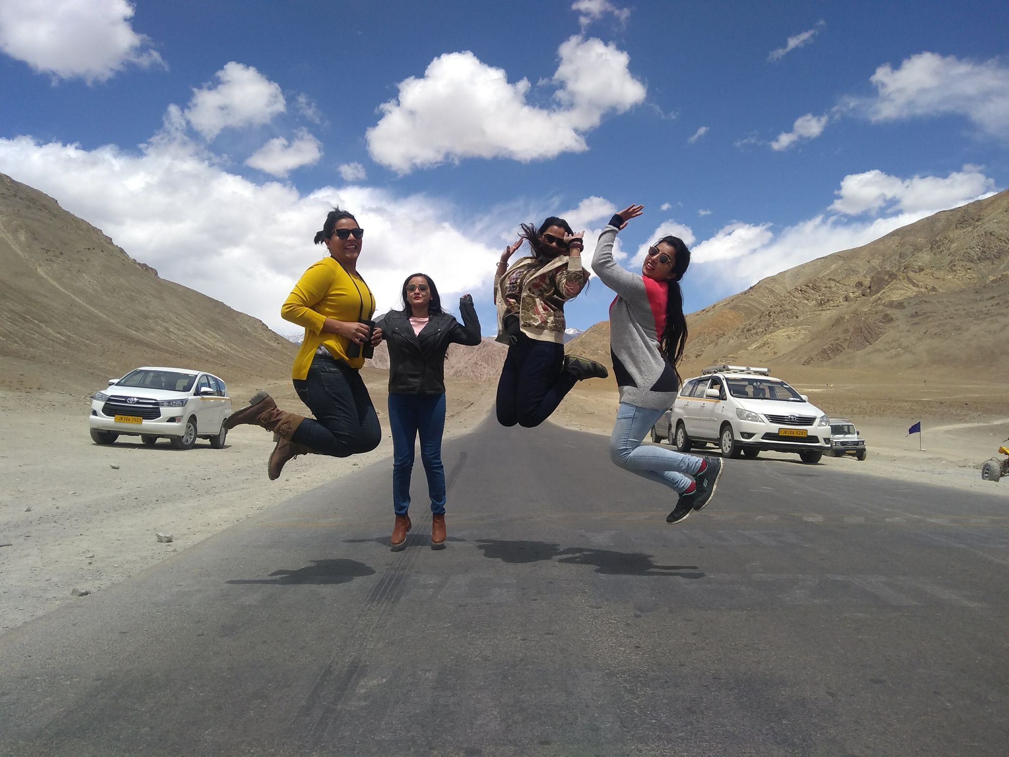 Swati Bose And Her Girl Group In The Mist Of Ladakh With Thrillophilia!